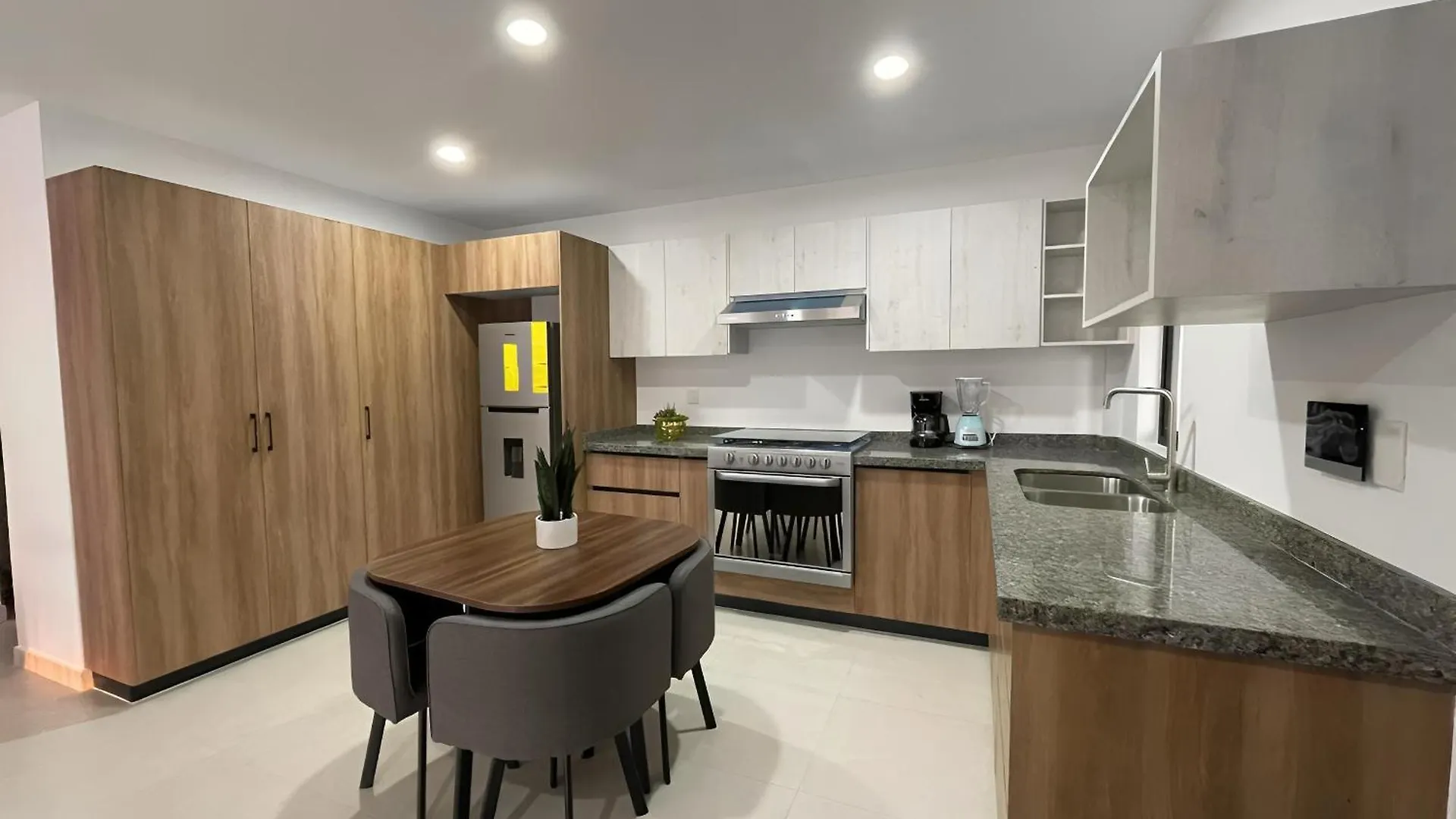 Apartamento Depa Familiar Centrico Gdl Con Estacionamiento Guadalajara