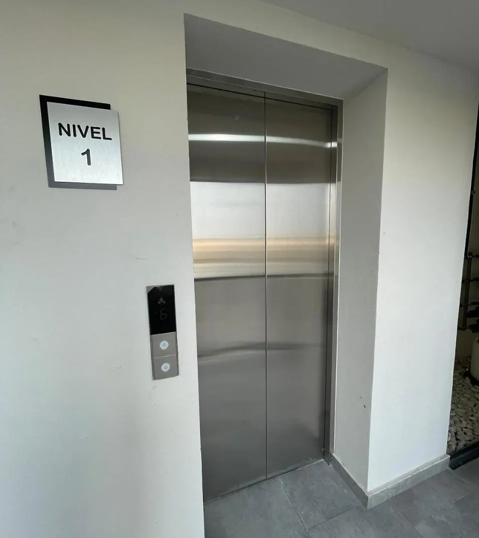 Apartamento Depa Familiar Centrico Gdl Con Estacionamiento Guadalajara