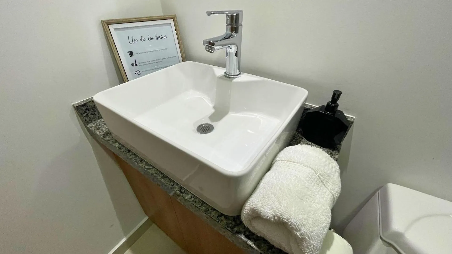 Apartamento Depa Familiar Centrico Gdl Con Estacionamiento Guadalajara