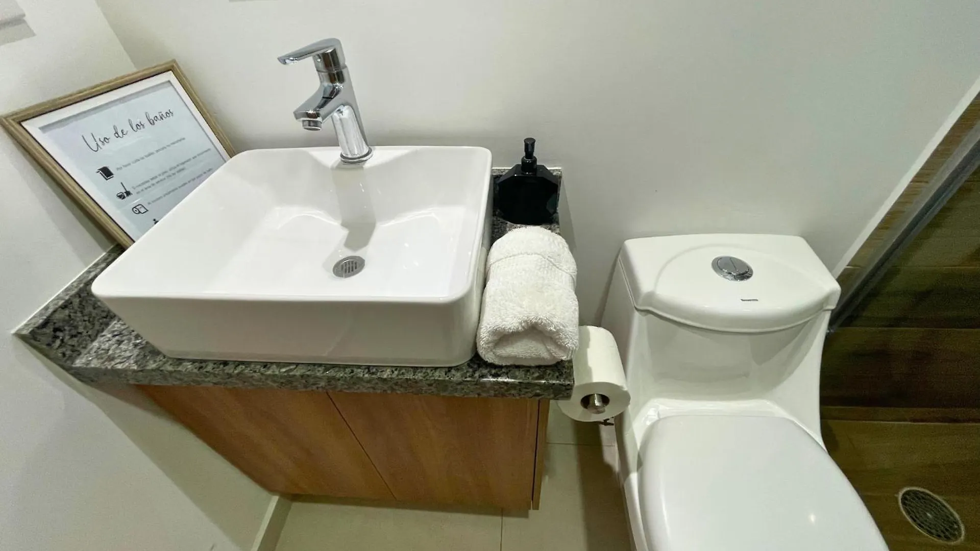 Apartamento Depa Familiar Centrico Gdl Con Estacionamiento Guadalajara